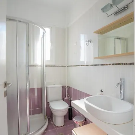 Apart Otel Lefkothea