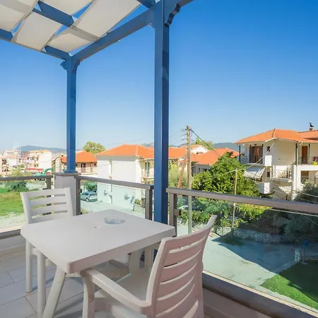 Apart-hotel Lefkothea 3*