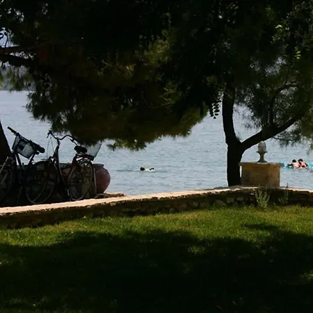 Lefkothea 3* Nikiana