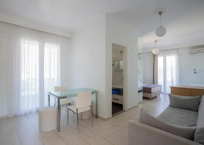 شقة فندقية Lefkothea 3*